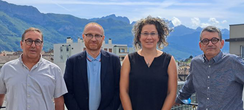 Conseil (de gauche à droite) : Patrice SEGAUD (CGT) Vice-Président - Stéphane RENAUD (FO) Président - Claire BARRE (CFDT) Vice-Présidente - Jean-Jacques SIGNOUX (MEDEF) Vice-Président 